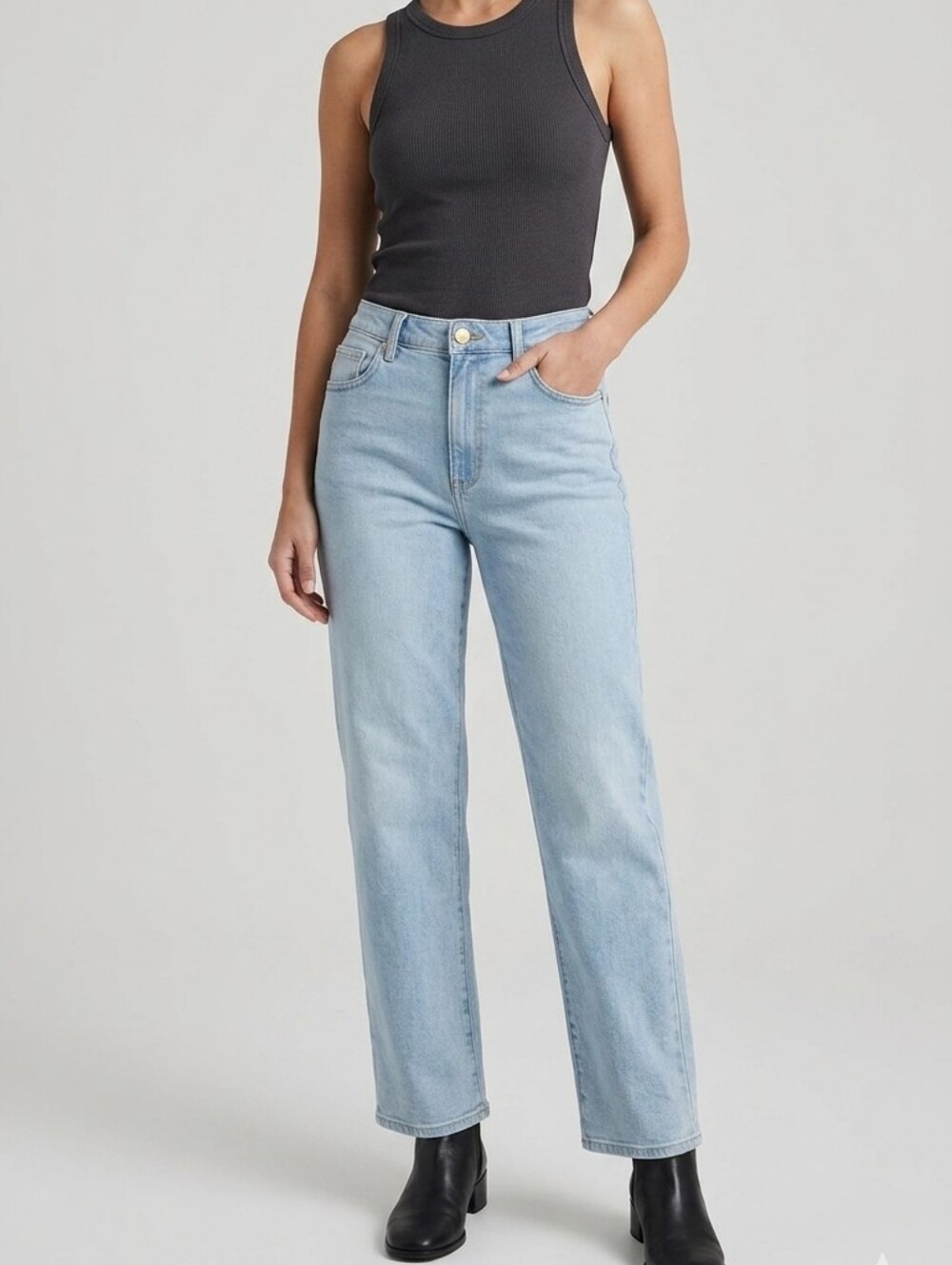 Seven7‎ Premium Loose Straight High Rise Jeans Size 14 Key West Light Wash